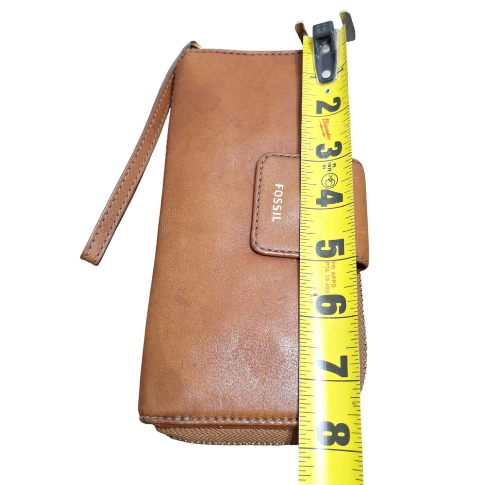Fossil Logan Brown Leather Bifold Clutch Wristlet Wallet with ID Window SL7828